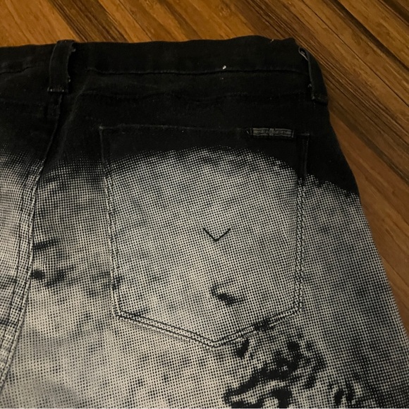 Hudson Super Skinny Jeans Rare Edition Skull Print, Size 30 - Picture 8 of 13